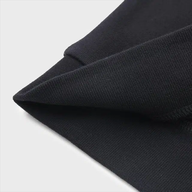ARMANI EXCHANGE Logo
