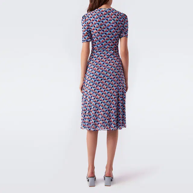 DIANE VON FURSTENBERG V