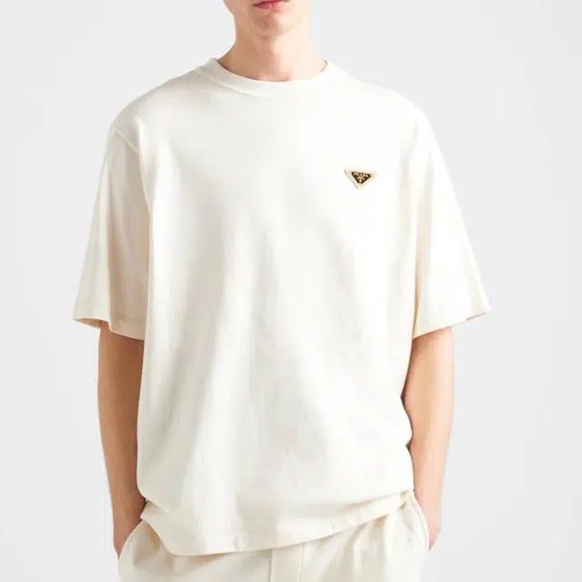 PRADA T