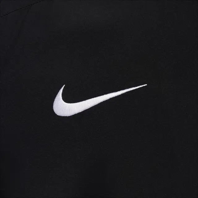 Nike Dri-Fit Academy Logo