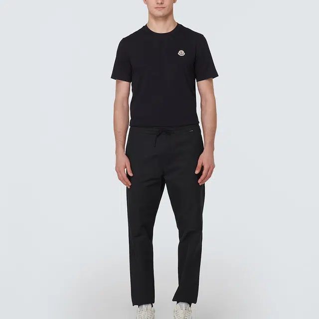 Moncler T 3
