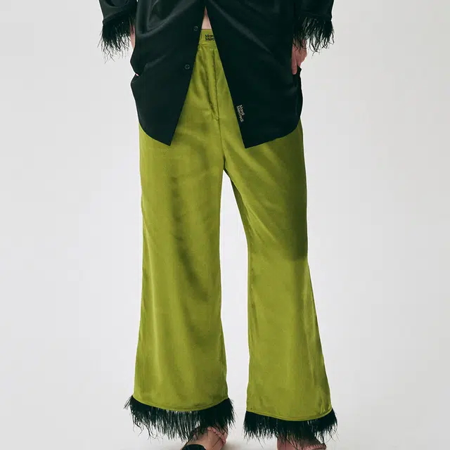 MARDI MERCREDI SS25 SATIN OSTRICH PANTS_APPLEGREEN