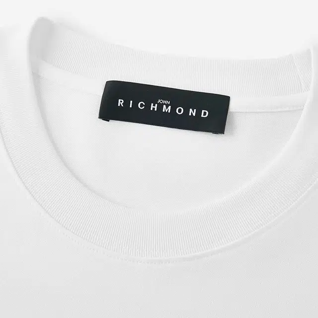 JOHN RICHMOND T