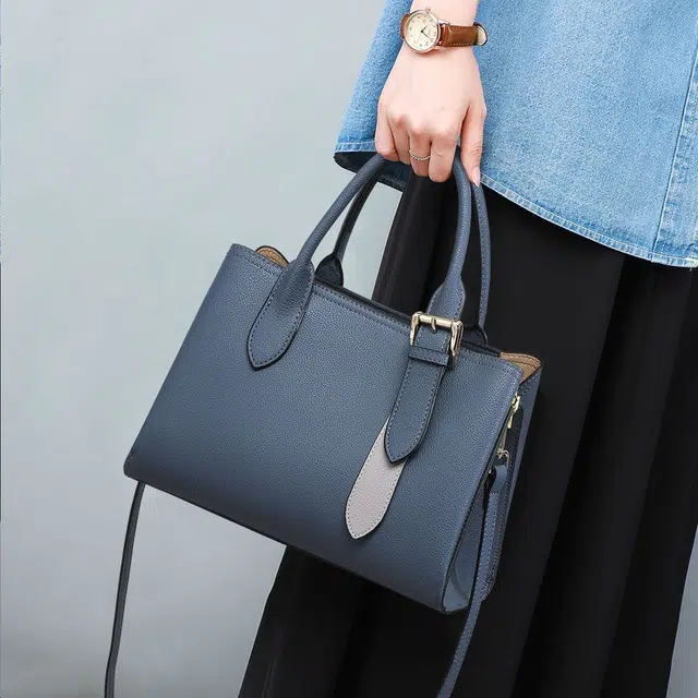 CBANNER Tote