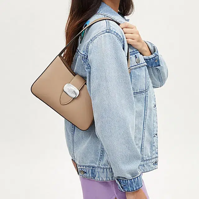 COACH Eliza 25