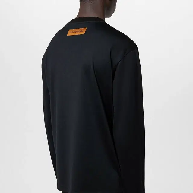 LOUIS VUITTON FW23 T