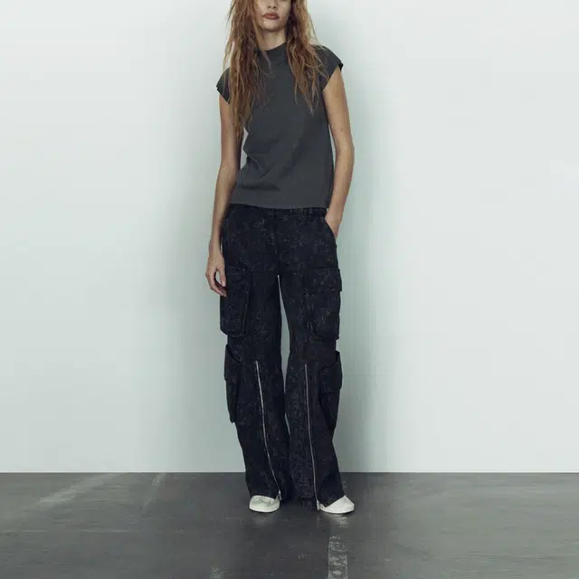 ZARA T