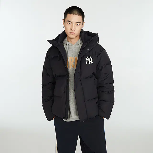 MLB FW23