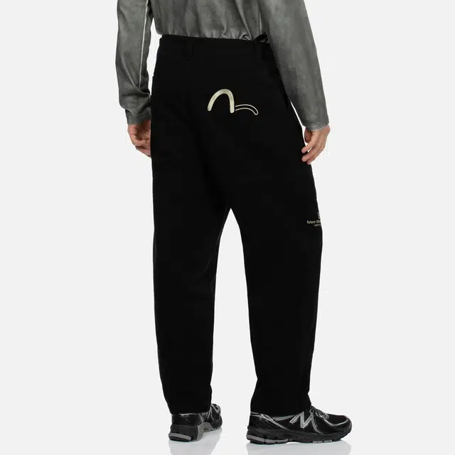 EVISU AW23 Logo