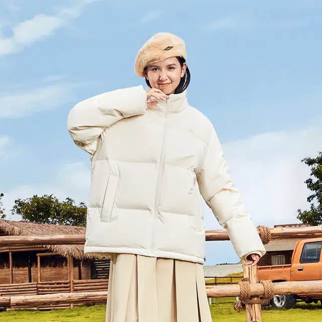 鸿星尔克 经典款拼接城市户外立领羽绒服外套 男女同款 冰川白