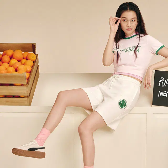 PUMA CLASSICS COURT GIRL KNIT SHORTS TR Logo