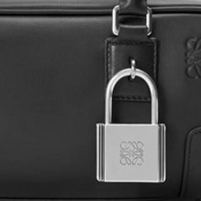LOEWE Amazona 23