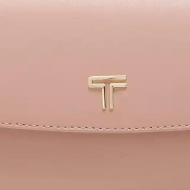 TUMI