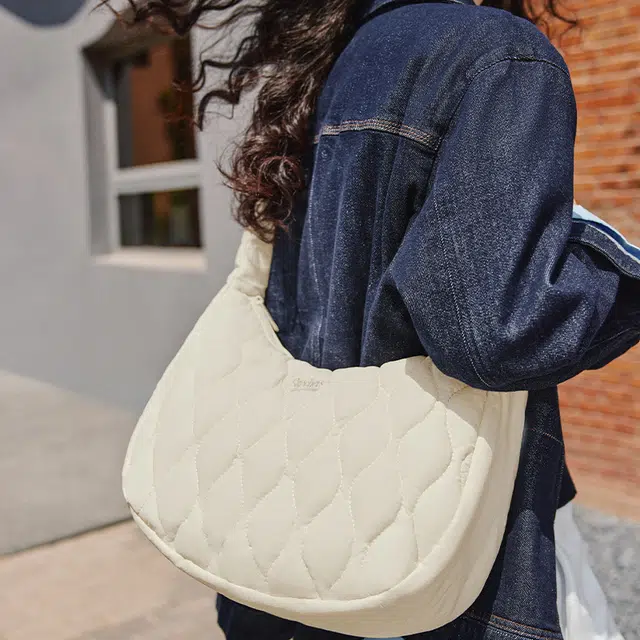 Skechers 15L
