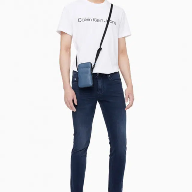 CALVIN KLEIN