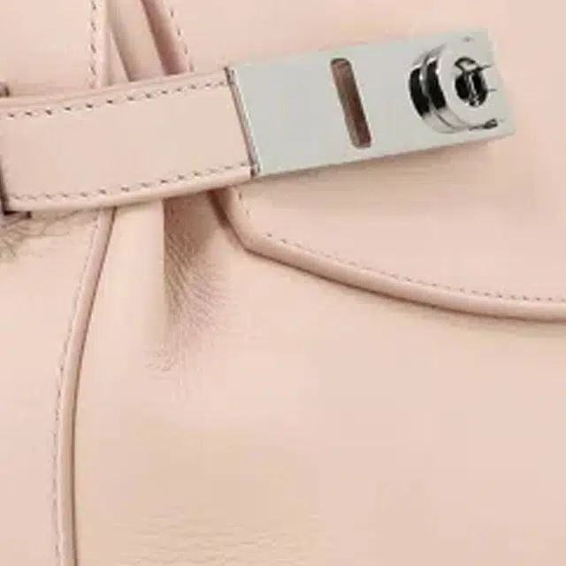FERRAGAMO