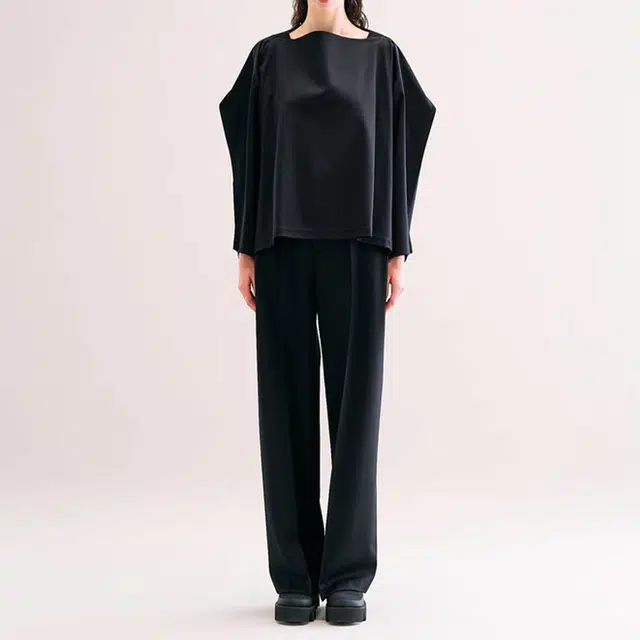 ISSEY MIYAKE SS23 T