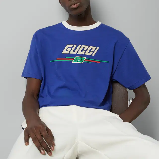GUCCI T-Shirt With Gucci Print T
