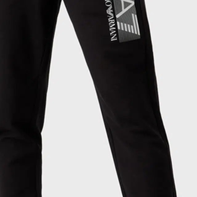 EMPORIO ARMANI EA7 FW22