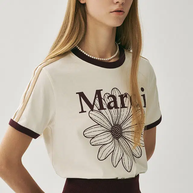 MARDI MERCREDI LINGER TSHIRT FLOWERMARDI_CREAM BURGUNDY SS25T