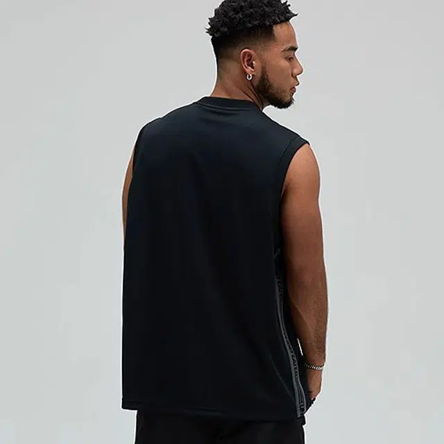 UNDEFEATED SS25