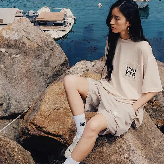 UNDEFEATED SS25 T