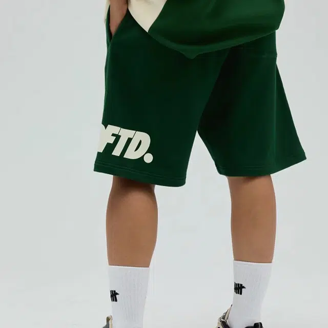 UNDEFEATED SS25