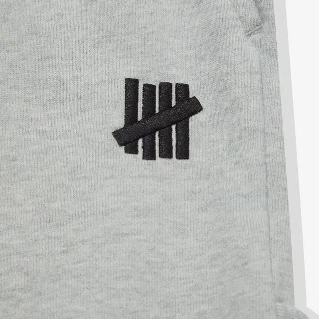 UNDEFEATED FW25 Logo