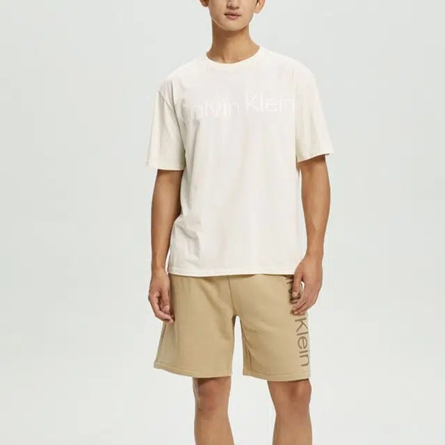 CALVIN KLEIN T