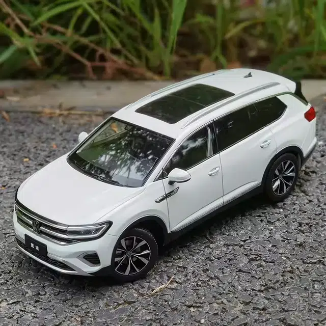 118 2021 TALAGON SUV