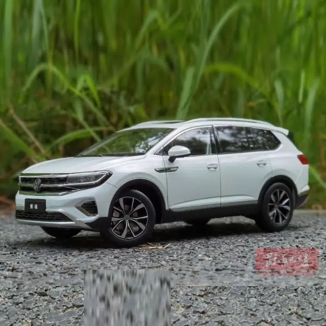 118 2021 TALAGON SUV