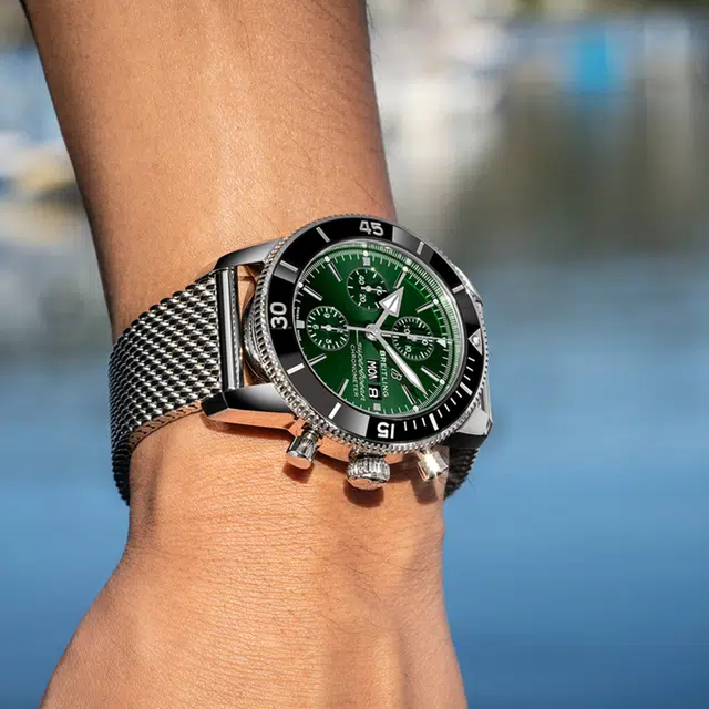 BREITLING 200 44mm A13313121L1A1