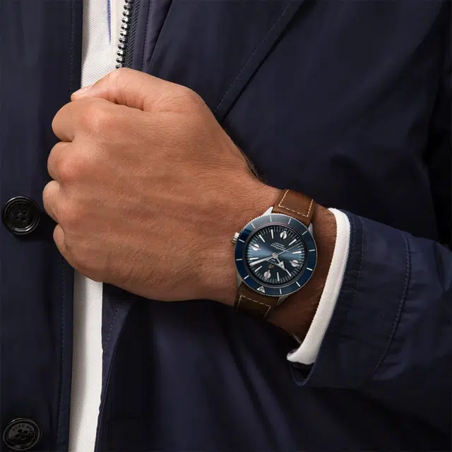 BREITLING 100 42mm A10370161C1X1