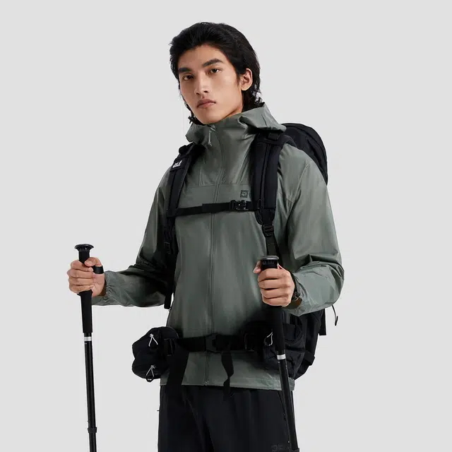 Jack Wolfskin Lightweight Hiking Series Black Softshell Jacket