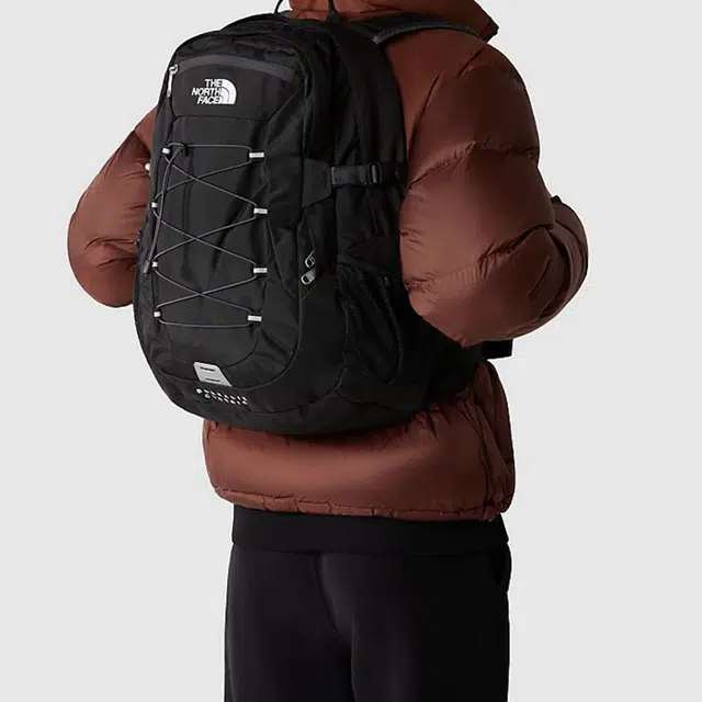 THE NORTH FACE