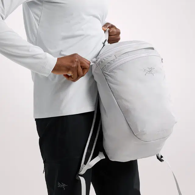 Arcteryx 15L HELIAD