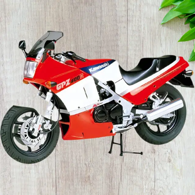 Tamiya 112 GPZ400R 17.3cm
