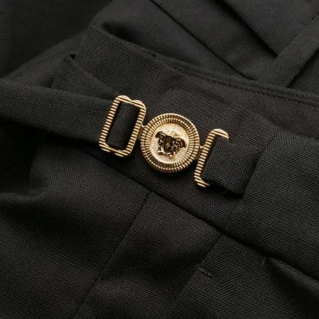 VERSACE