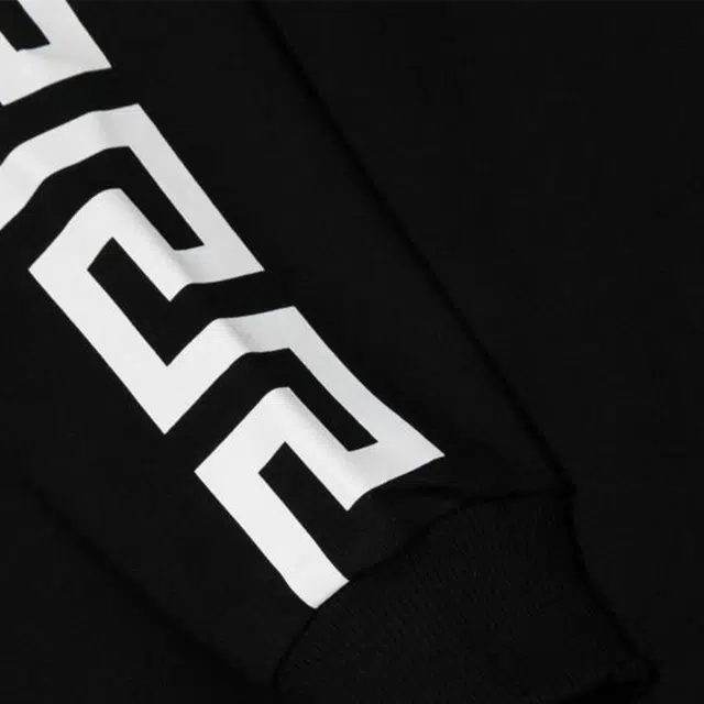 VERSACE FW22 Logo