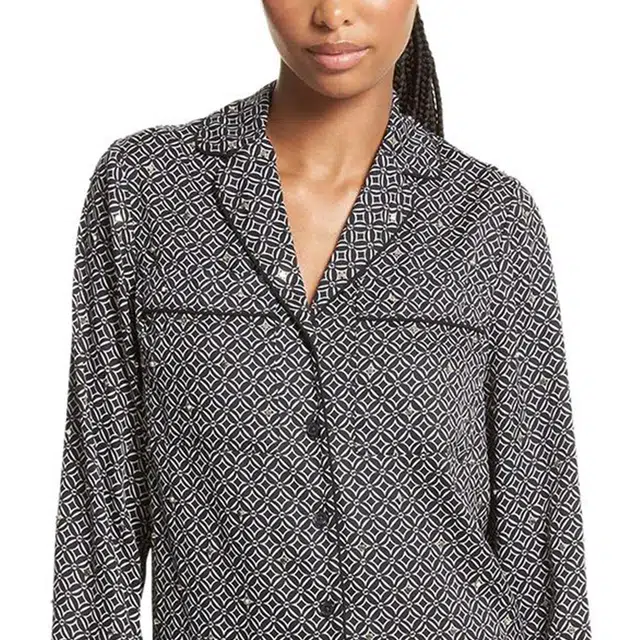 MICHAEL KORS SS23 Logo
