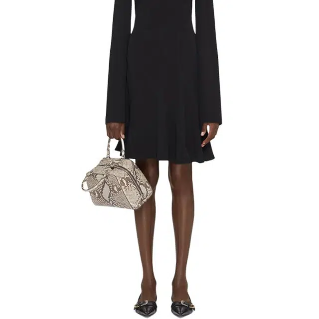GIVENCHY FW24 Logo