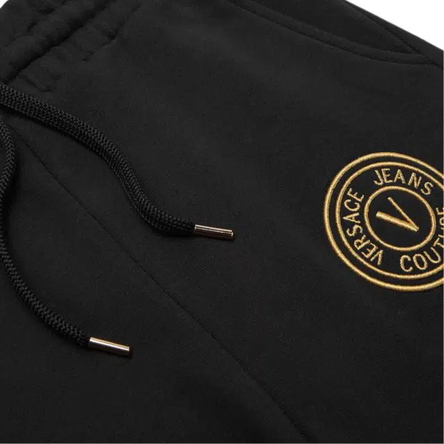 VERSACE JEANS COUTURE Logo