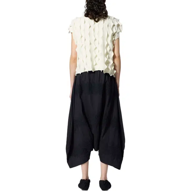 ISSEY MIYAKE SS25 T