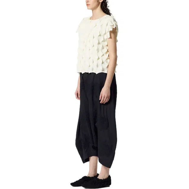 ISSEY MIYAKE SS25 T