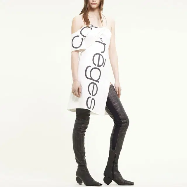 COURREGES