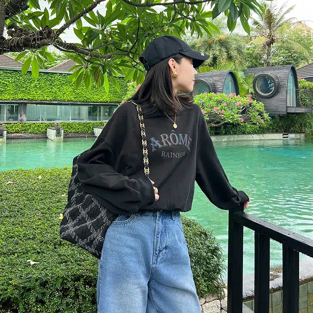 美洋 休闲字母圆领长袖卫衣 女款 黑色