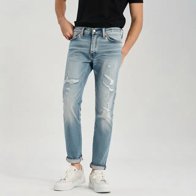 Levis