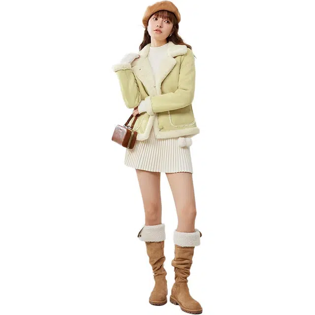 爱依服 美式休闲通勤风保暖百搭长袖绒感外套 女款 浅黄
