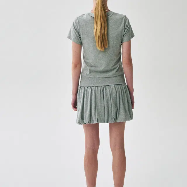 MARDI MERCREDI SS25 VOLUME MINI SKIRT_GREY
