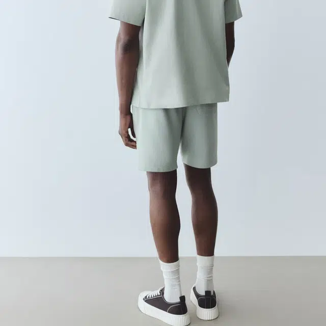 HM